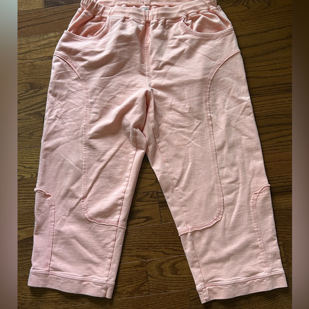 C. M. C Vintage Pink/Carol Women’s Cotton Capris Sz L